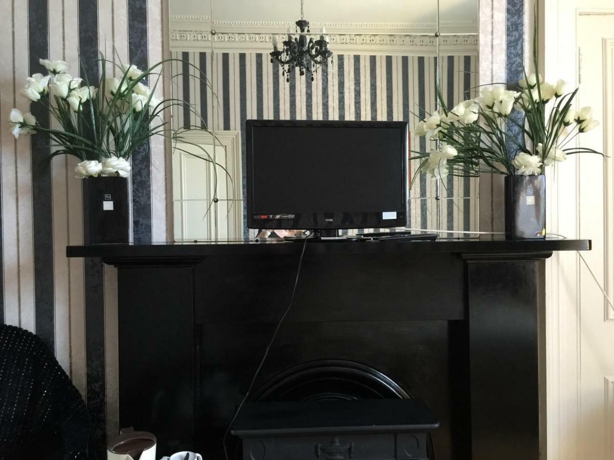 Marchhall Accommodation - Edinburgh — Photos 1